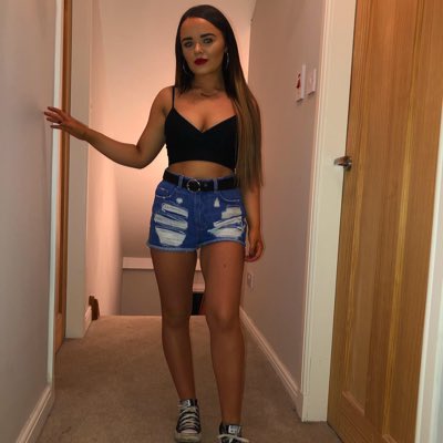 zoemurphy01's tweet photo. #NewProfilePic https://t.co/x551whVCbC