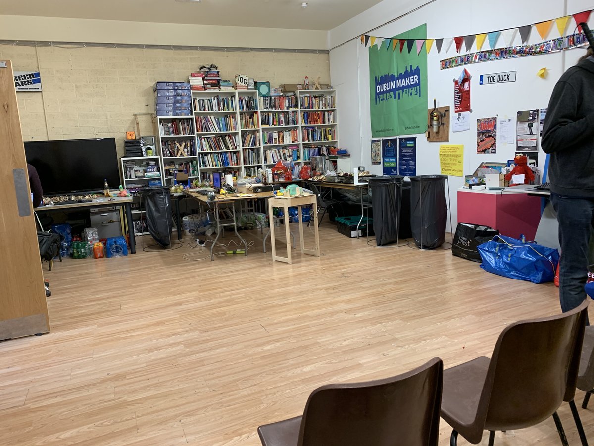 Quick turnaround clearing tables and chairs! Thanks, everyone! Presentations starting soon before the judges make their winners choices. #SHDD #BelieveInScience
