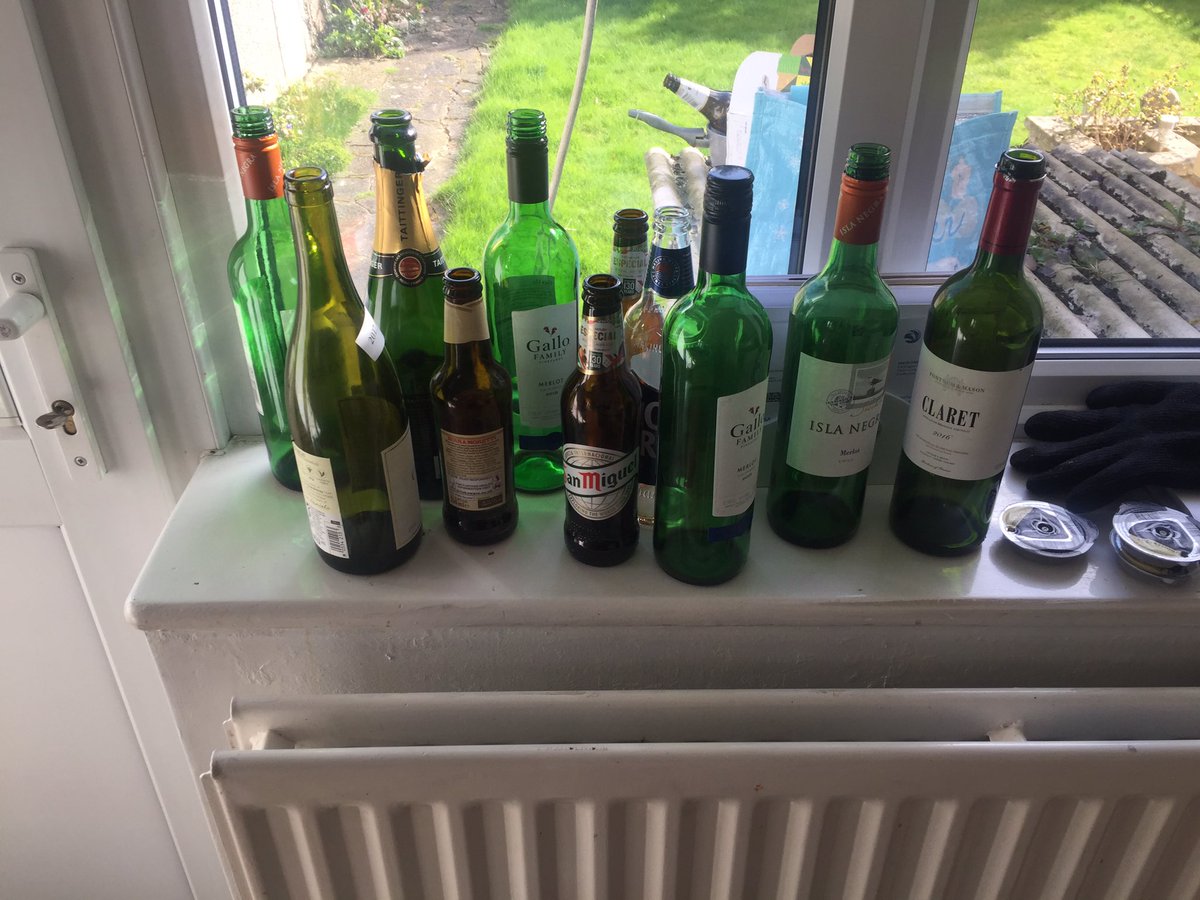 StephronCarona's tweet photo. There were 6 of us drinking, this is only half of the damage we did and there was dancing 🤦♀️ #neveragain #backinbed #familygettogether @steve_seymou10 https://t.co/Fw6IODdSMz