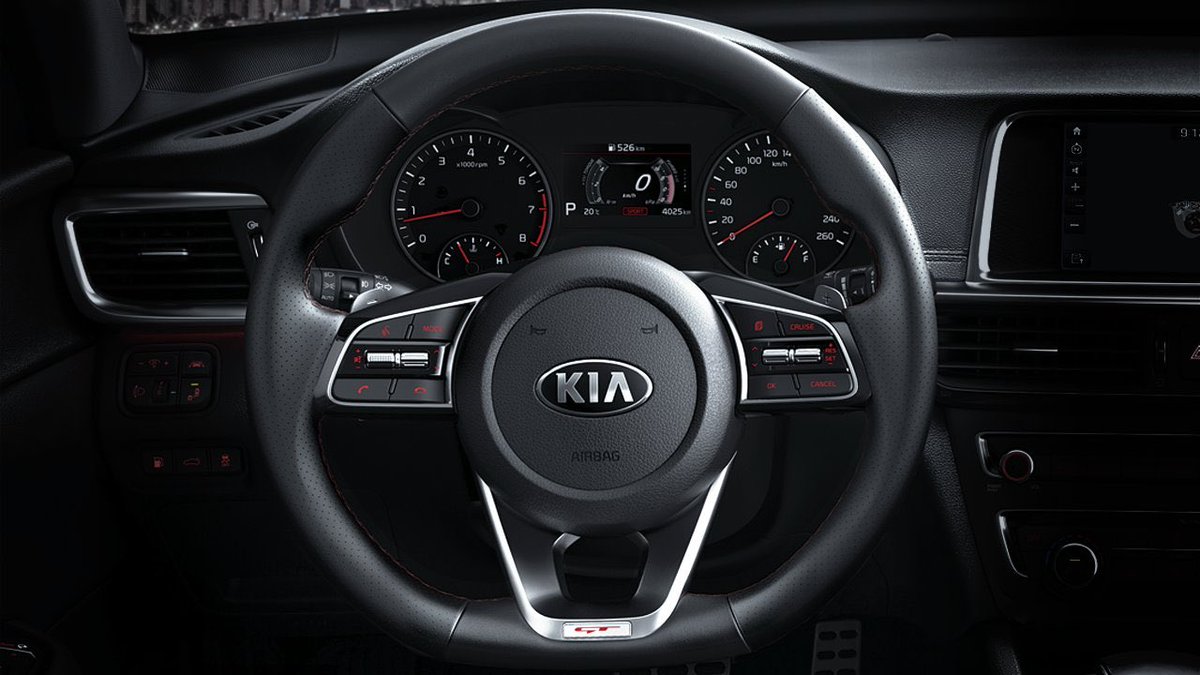 Dicen que si le das RT a este volante de la suerte, harás muchos viajes en tu #KIA 🍀✨