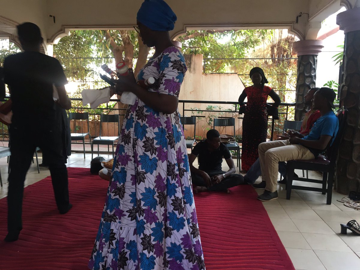 Rtc_Gao_Askia's tweet photo. De passage à Bamako, le Vice-président du @Rtc_Gao_Askia a été invité à la rencontre de camaraderie organisée par 3 autres clubs de la capitale.
#RotaractMali
#District9101 https://t.co/rFQhW1D8d3