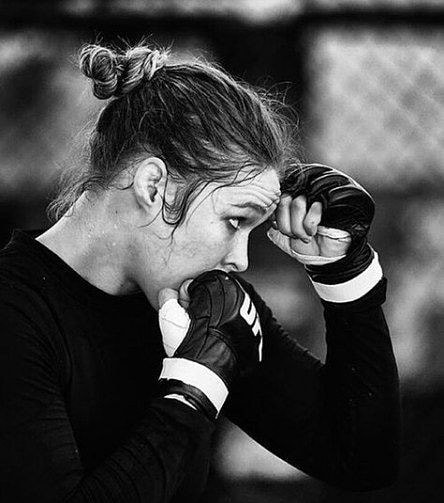 AvstClothing's tweet photo. Ready? 😏
I just want to beat #rondarousey 
#1xvecmd #1xvec #ronda #rousey #ufc #fight #tshirtstore #tshirtdesign #tshirt #rondarouseywwe
#8Myonovoy #DiaInternacionalDeLaMujer #8Marzo #HoyTocaGala8M https://t.co/7b4KnQH9UP