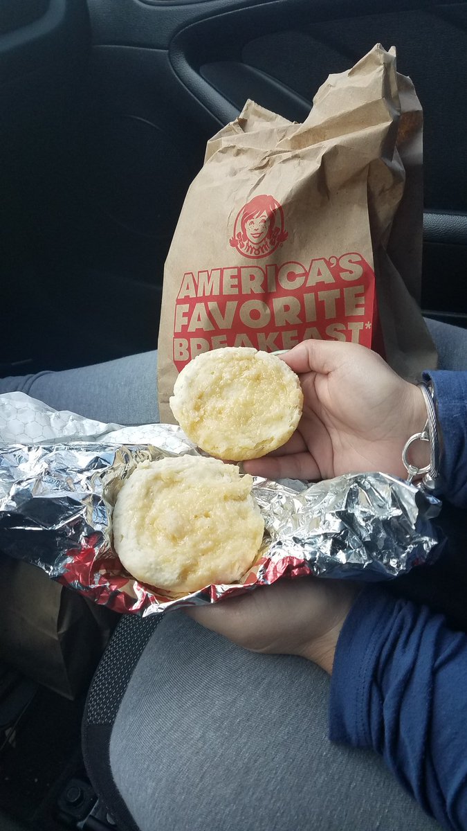 marcelrob91's tweet image. New honey butter chicken biscuit for the first time! I was do excited @Wendys