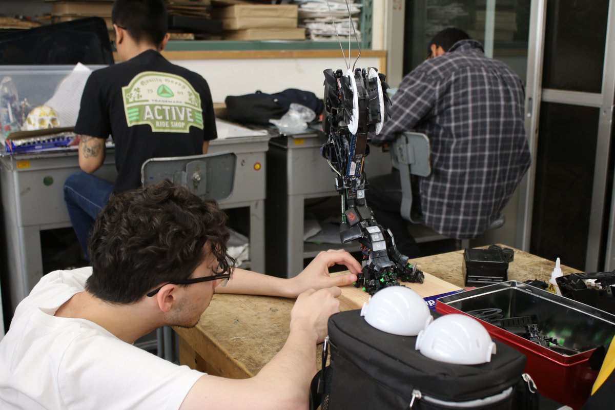 CSUFCOTA's tweet image. Art 104 with Bryan Cantley!

#CSUFCOTA #CSUF #CSUFVisualArts