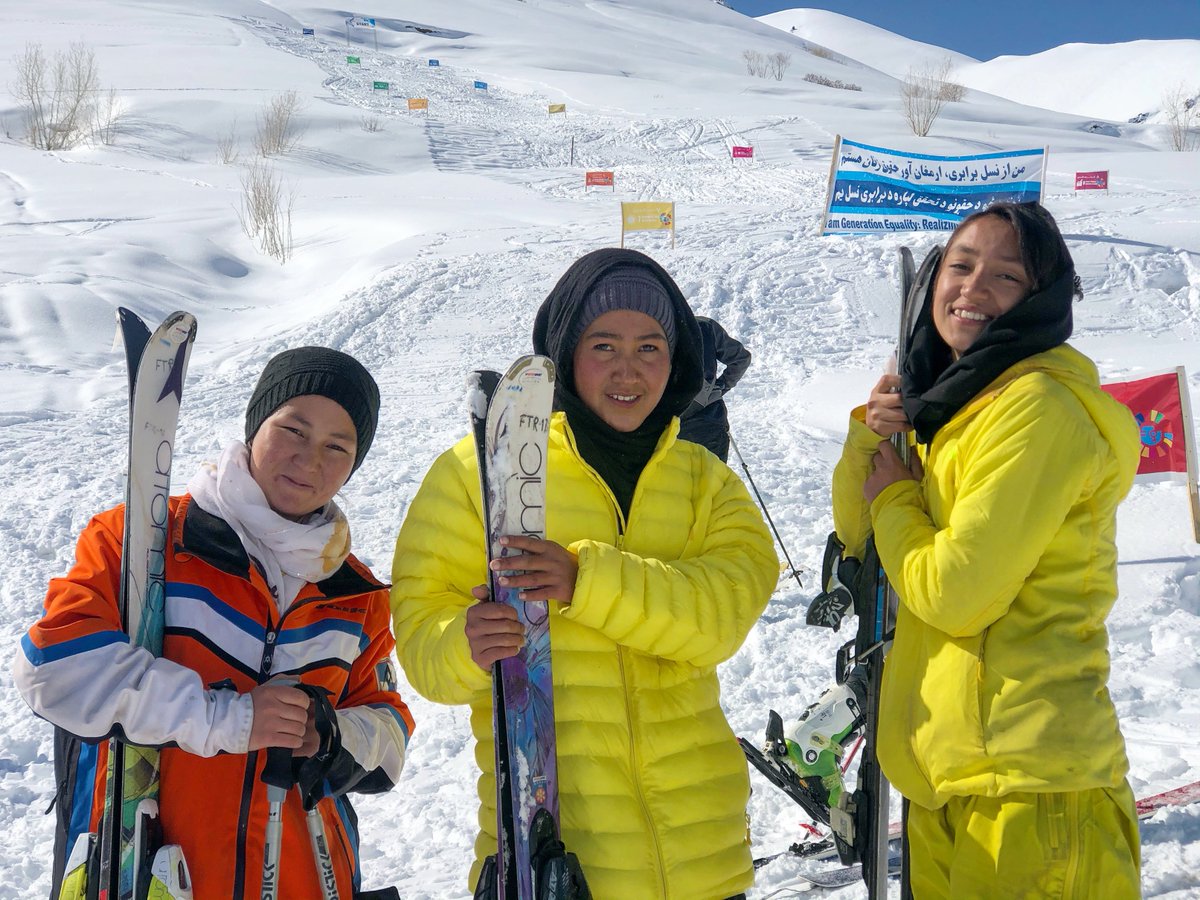 unwomenafghan's tweet photo. 🏔Welcome to Baba Mountain Range in Bamyan! 
Usually, just another stunning 🗻peak in Afghanistan. 
For #IWD2020, host of a Women's Skiing competition where we're all winners. 

Powered by the 🇺🇳UN Family in Afghanistan @unafghanistan https://t.co/jdQNnI0Vvc