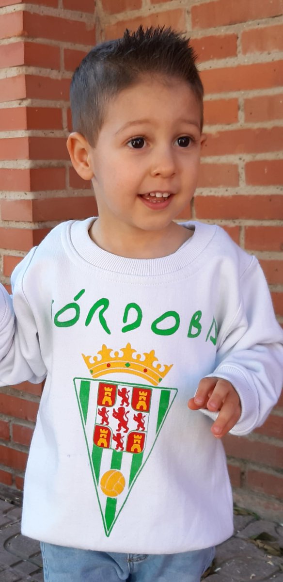 estrellabome's tweet photo. Miguel Ángel ya está listo para el partido de nuestro @CordobaCF_ofi #CordobaCartagena #ccfcartagena #abonadobebe #elarboldesdechiquito #siemprefiel https://t.co/MDWkadm5L1