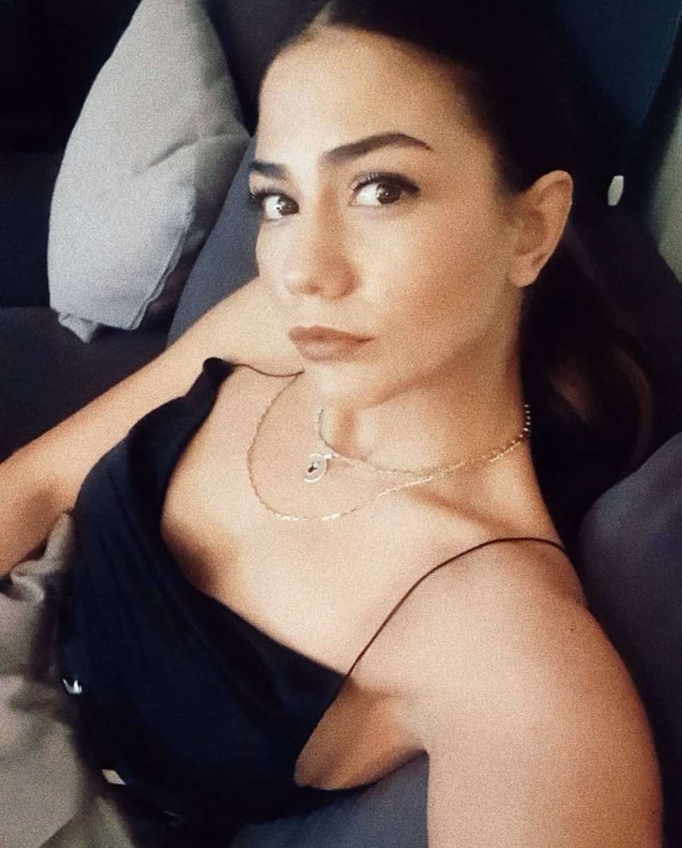 A woman who has been through the storm & survived.  @dmtzdmr  #DoğduğunEvKaderindir  #DemetÖzdemir