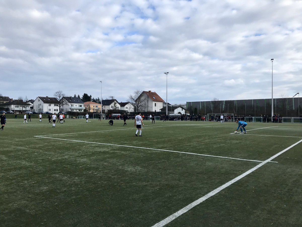 ADtiDude's tweet image. Beim Benefizspiel wurden mehr als 11.000 Euro gesammelt. Alles Gute, kleiner Matts! Und danke für die Organisation Nelson! #weinelf #intervitis #zollamt