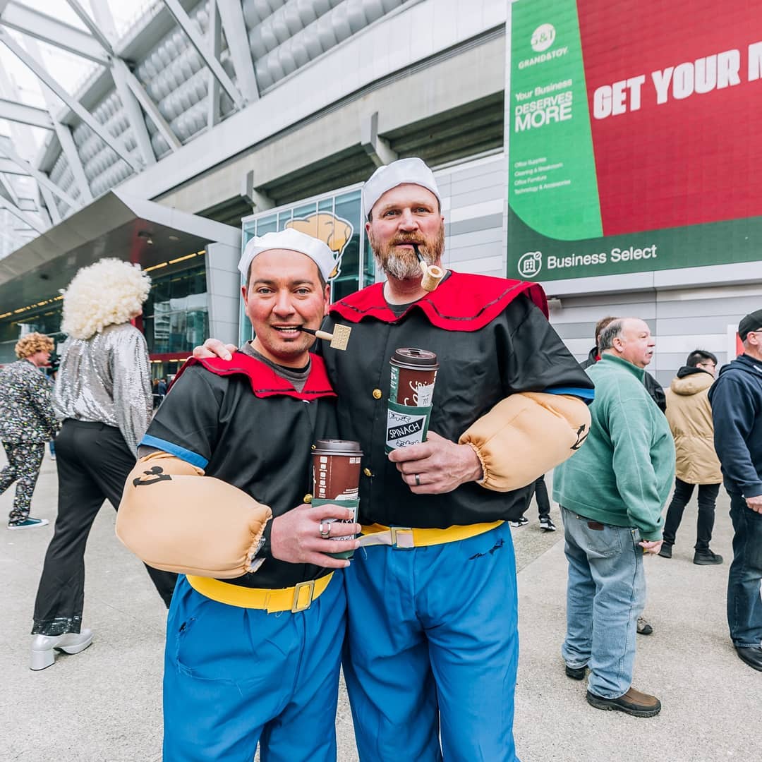 Dallen_Stanford's tweet photo. The Party continues for Day 2 of the @CanadaSevens @HSBC_Sport π¨π¦!
Stop 6 of 10 on @WorldRugby7s ππ
#Canada7s #SoFancy7s https://t.co/dBTfOoqc3Q