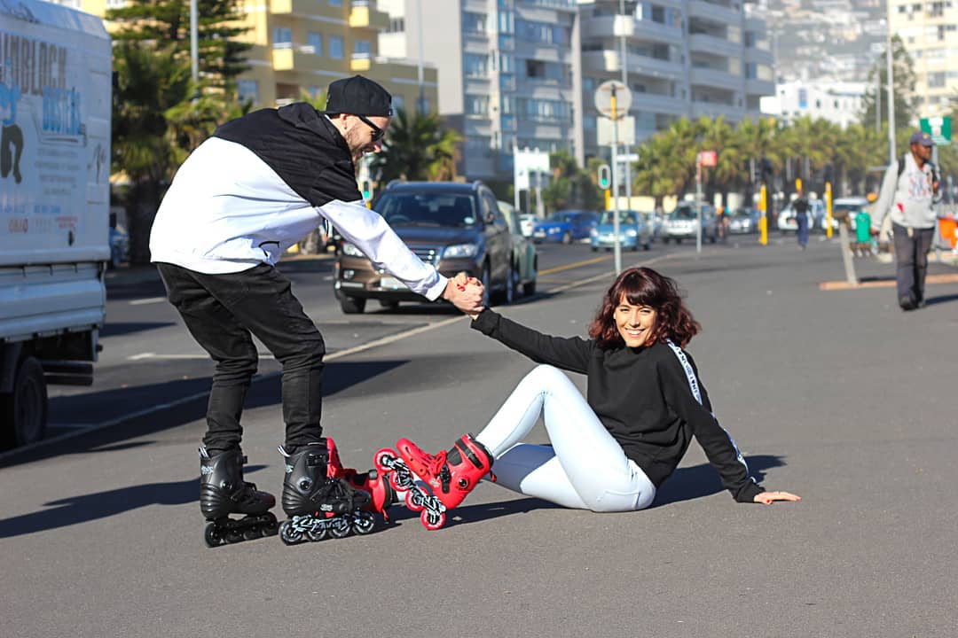 Get rolling together on #InternationalWomensDay .
Falling over is part of the fun! Free Micro Skate taster sessions in #kensington and #clapham this year.
#microskate #inlineskating #skatesforeverybody