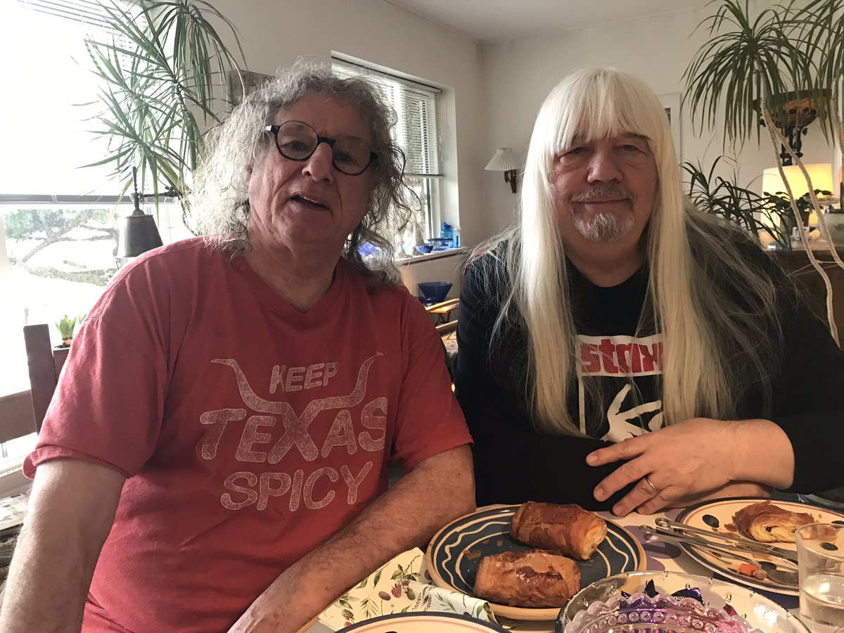 SweetOfficial's tweet photo. Dr. Scott visited Don Powell to see how he was doing. As you all can see Don looked really good. 

#donpowell #andyscott #housecall

(C) https://t.co/6P9FYOySvg 2020 https://t.co/8dPLWhmV7S