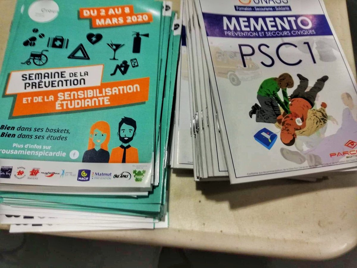 UnassSommoise's tweet photo. Grâce au @crousamienspic, ce weekend nous avons passé deux formations de #PSC1. Bravo à tous nos stagiaires 👏👏👏

#UNASS
#FormationSecourisme
#PréventionEtSecoursCiviquesDeNiveau1
#VisMaVieDeSecouriste https://t.co/h56kOWeEeU