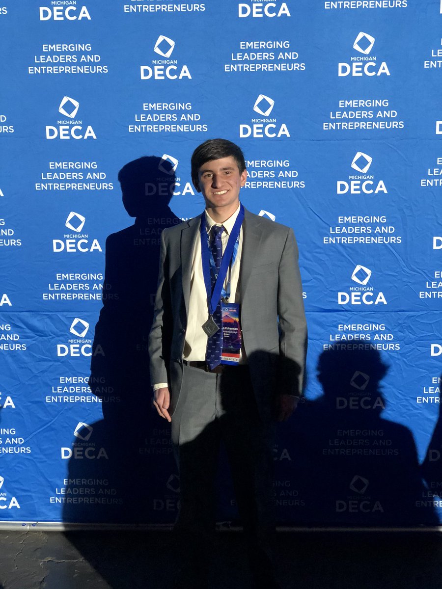 GPNorthDECA's tweet photo. Congrats to our state runners up , 2xs state champion & all of @GPNorthDECA members on a fantastic #mideca #scdc2020 competition. @katecalmurray https://t.co/cgo9o3xVE7