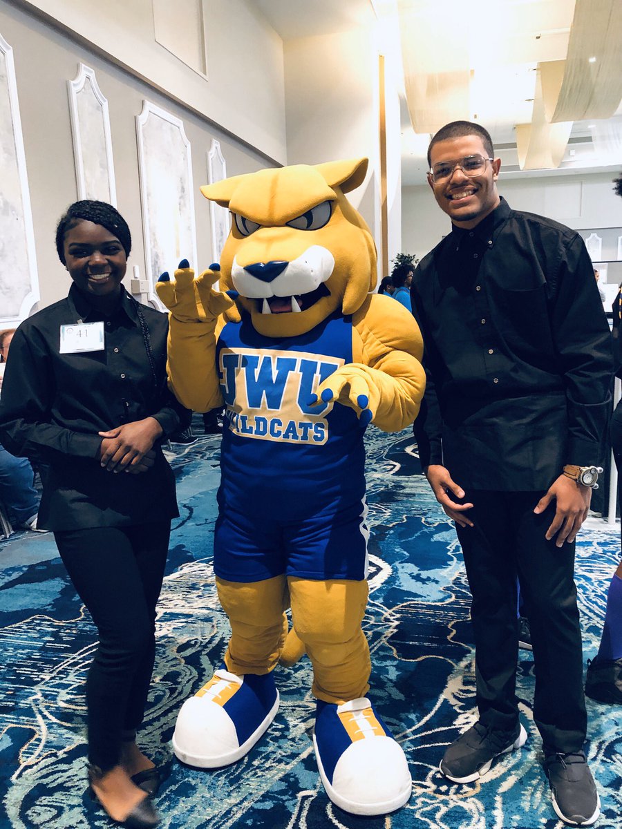FlJwu's tweet photo. #flprostart @ProStart @JWUNorthMiami @jwunmiinvolved https://t.co/Vbyzl4DwmO