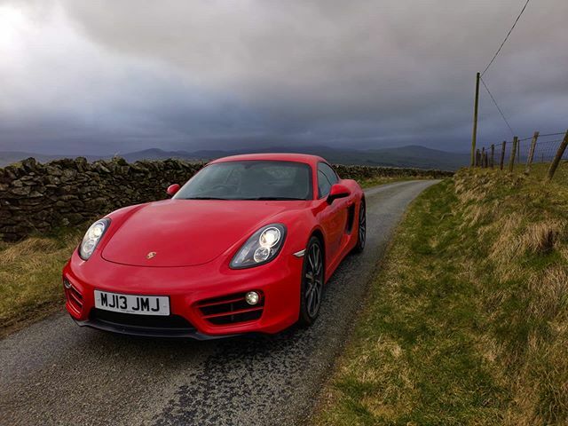 P_Outinthewild's tweet photo. Trying to outrun the storm! -----------------------------------------------
-----------------------------------------------
#⃣ | #P_Out #Outinthewild
--------------------------------------------------------------------
📩|Porsche.outinthewild@gmail.com
-----------------------… https://t.co/Ttw541gsNw