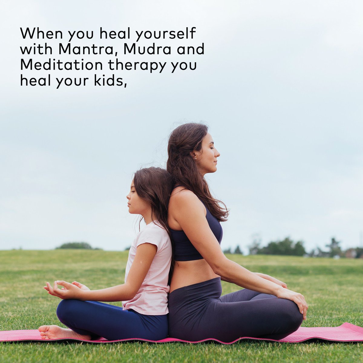 VedicHealing_'s tweet photo. Meditating provides a sense of clarity, and can allow you to release negativity. It is a great form of bonding for your friends and family and a truly enlightening experience to share with those you care about. At its core, it is about finding ways to improve your own life. #Om https://t.co/cwHdjWtMNg