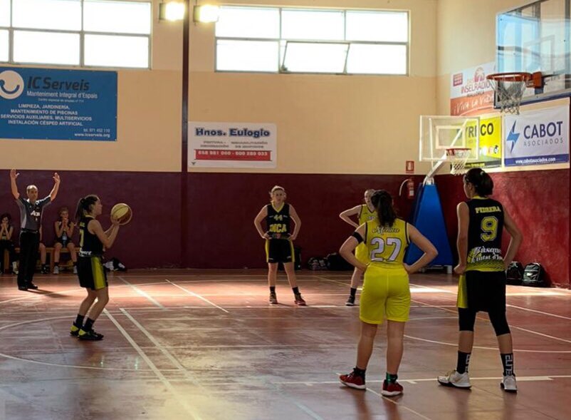 ciutatdinca's tweet photo. Infantil FEM A
Santa Mónica 39-63 @ciutatdinca
Partido flojo de las inqueras, muy fallonas en ataque y muy blandas en defensa. Buen partido de Santa Mónica que nos lo puso difícil. Seguimos trabajando.
#123Inca https://t.co/afOSICceQ2