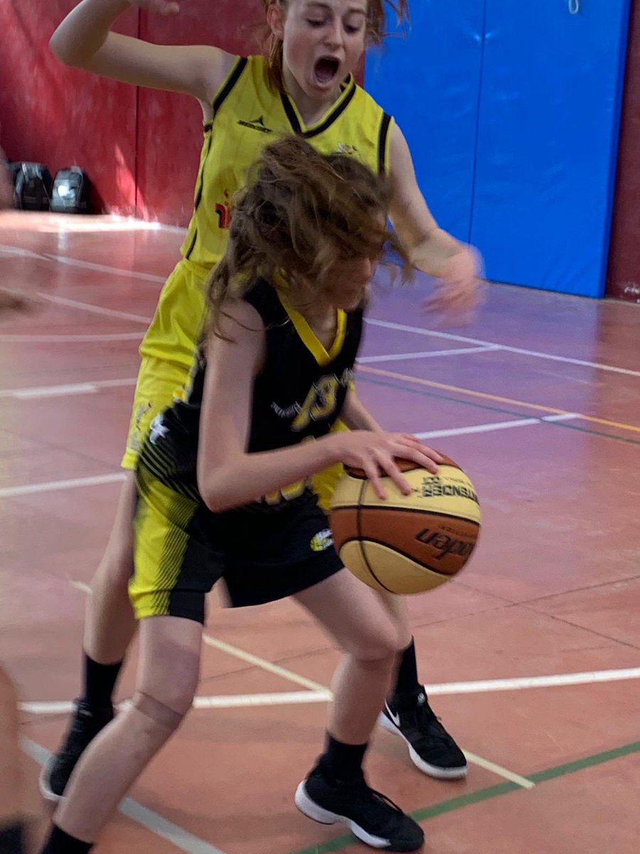 ciutatdinca's tweet photo. Infantil FEM A
Santa Mónica 39-63 @ciutatdinca
Partido flojo de las inqueras, muy fallonas en ataque y muy blandas en defensa. Buen partido de Santa Mónica que nos lo puso difícil. Seguimos trabajando.
#123Inca https://t.co/afOSICceQ2
