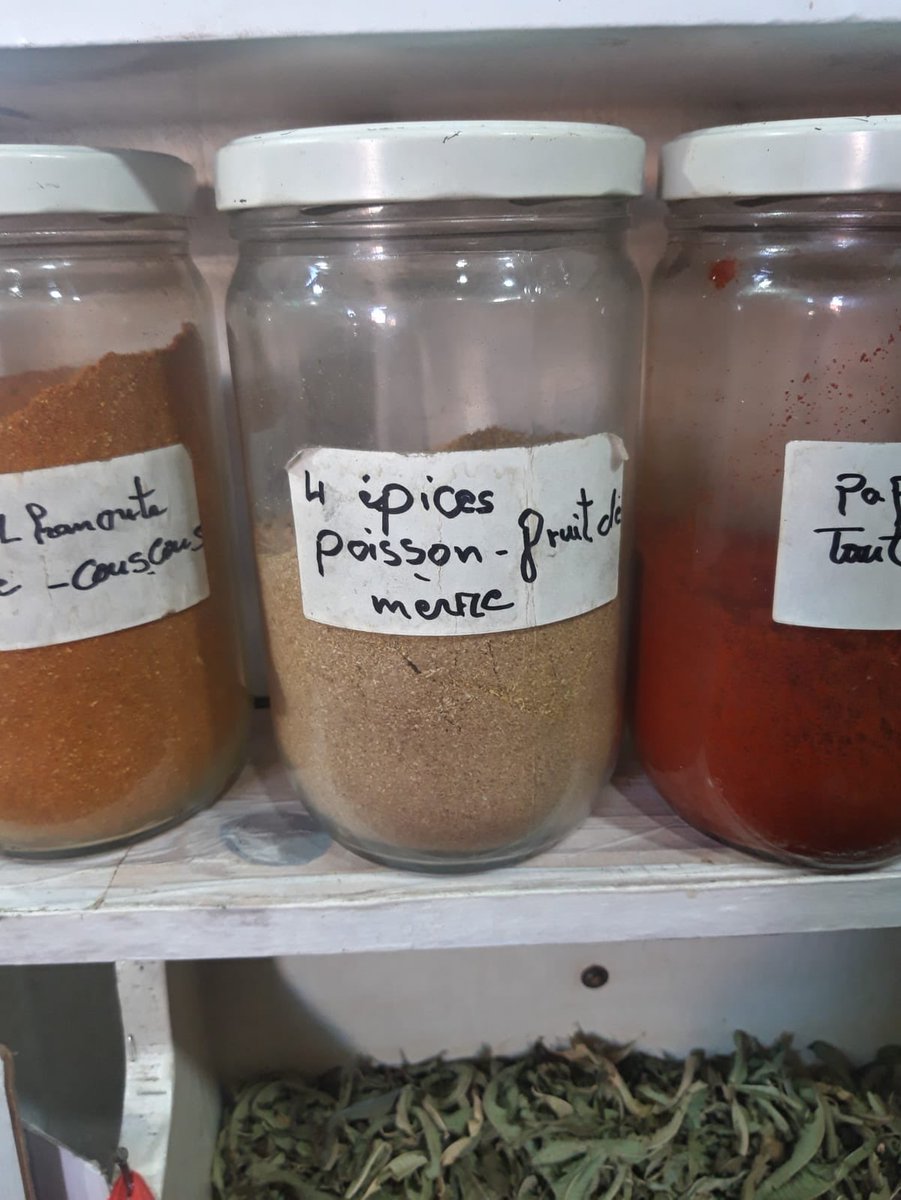 [jour 12] [fin de l’aventure] 🚙
Samedi dernier, après être arrivés la veille à #Marrakech, nous avions quartier libre pour visiter et aller au #Souk. Le soir nous avions tous RDV chez Ali pour la soirée de clôture !
#CM4L #4LTrophy2020