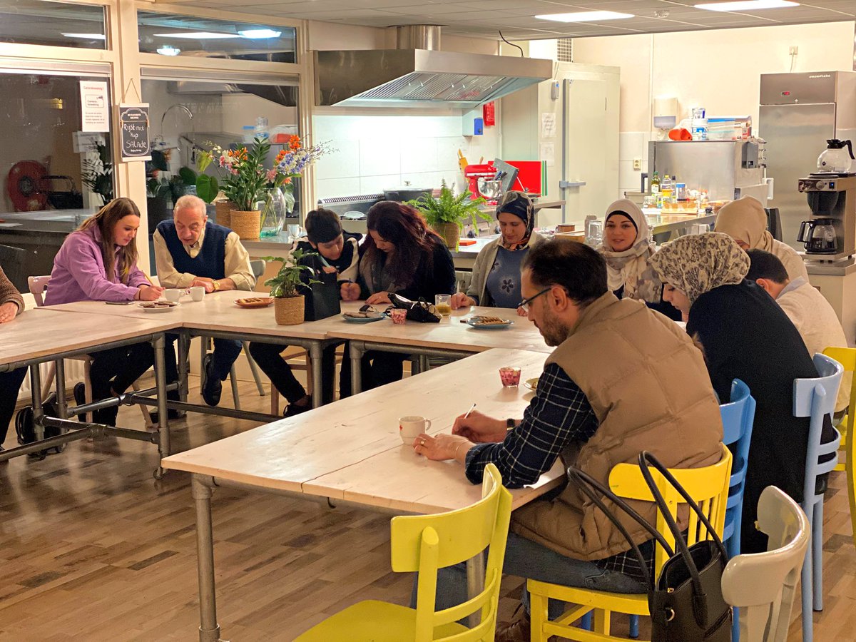 Het was weer gezellig #bingo met muziek🎸🥁
Bedankt voor iedereen die heeft een mooi cadeautje mee gebracht 🎁🛍
<a href="/gemTiel/">gemeente Tiel</a> #open_mind_café #praattafel #open_mind_tiel #bingo #spelen #muziek #vrijdag #avond #Tiel