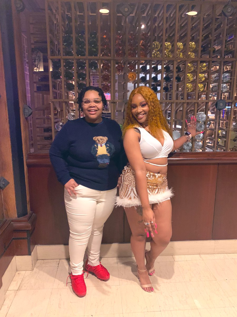 NellyFaShelly's tweet photo. Ctfu bro I wasn’t ready for none of our pictures but my baby had fun and was fine while doing it 🥳🤪 dont me I’m ugly 🤣 https://t.co/0rM1UNBf2t
