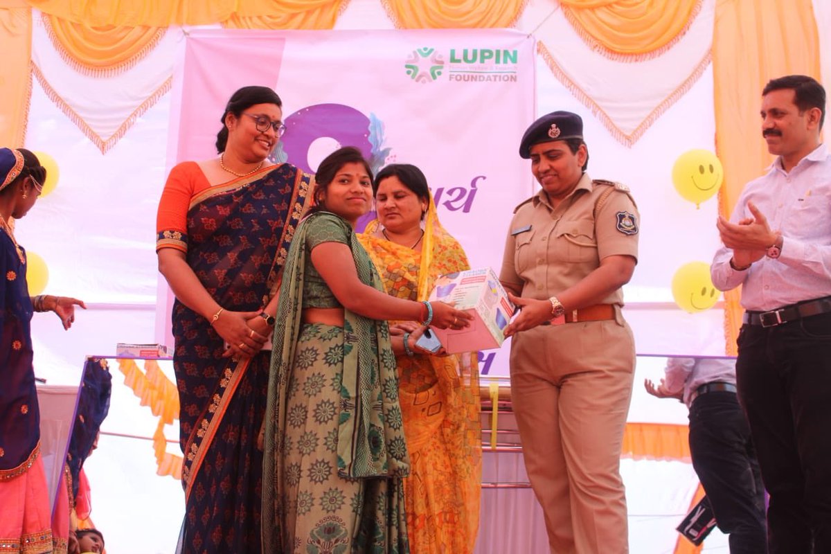 LupinCSR's tweet photo. #LHWRF #Dabhasa celebrated #InternationalWomensDay in the presence of @MeghaTewar #AssistantCommissioner https://t.co/Z4mokctqFO