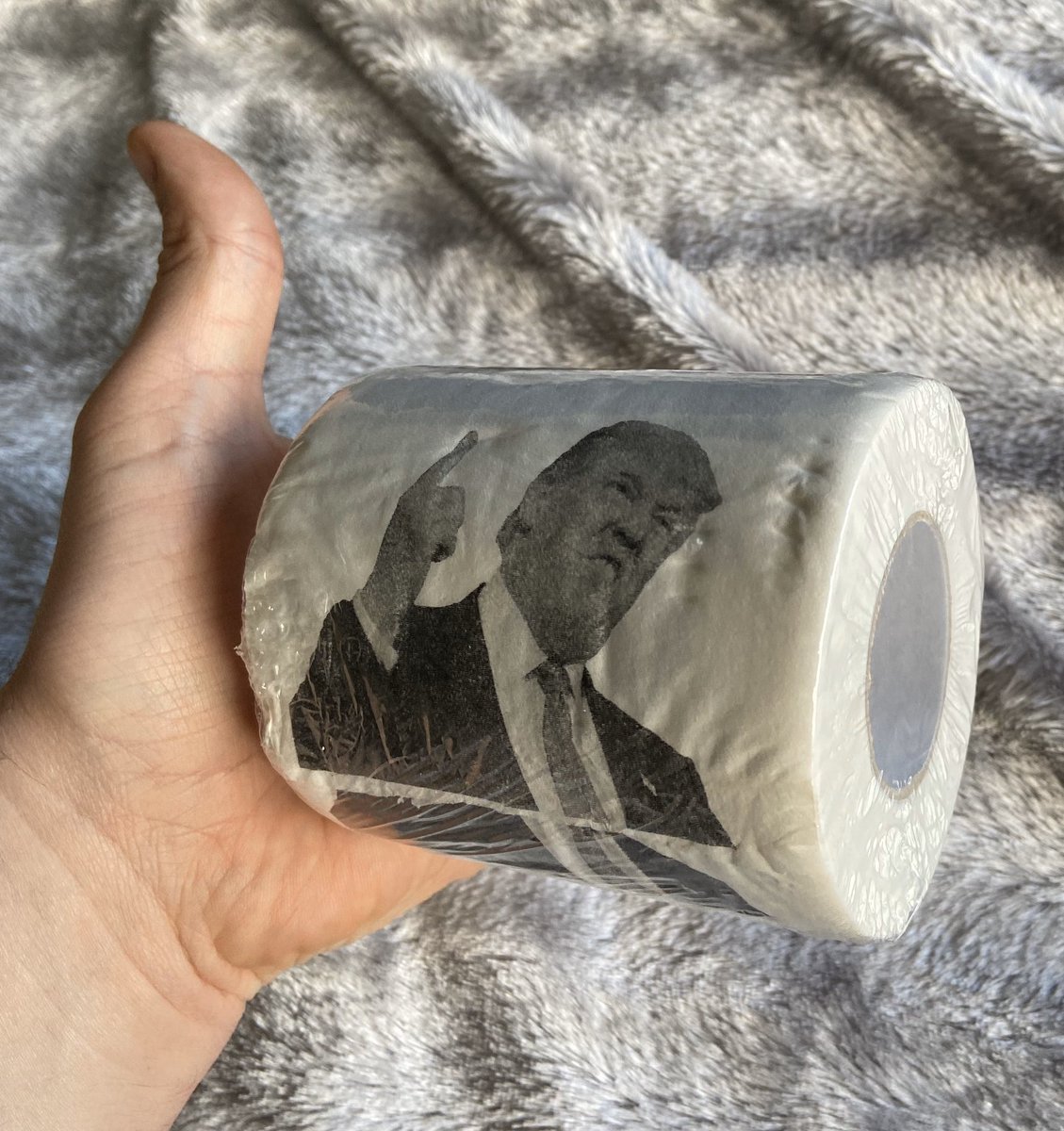 pennymosaics's tweet photo. Got my toilet paper sorted 😆 #Coronavirus #panicbuying #toiletpaper #COVID2019 # https://t.co/sYbOPsnb6m