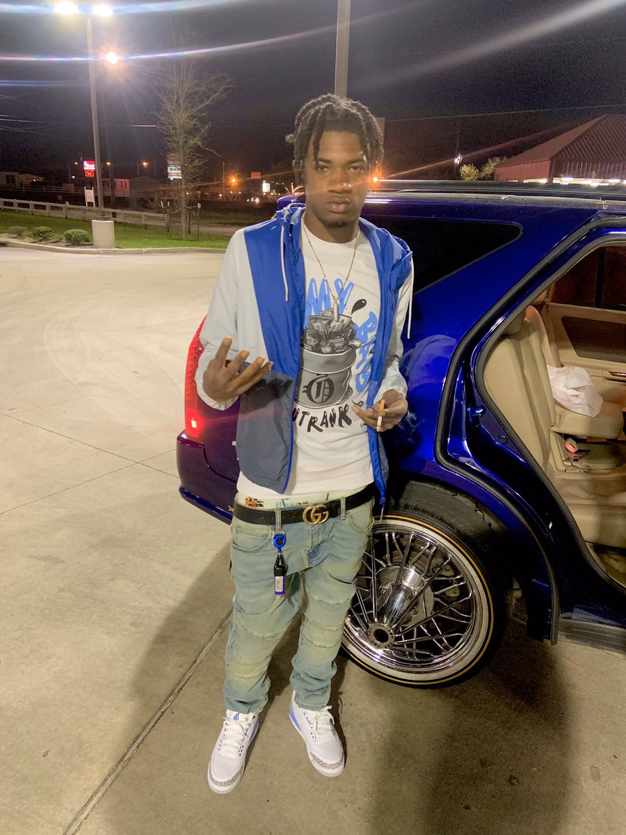 BareFaceJeezyy's tweet photo. “I’m So Caught Up In My Ways I Tend To Allat Shit “7️⃣ #FreeLF⛓💙 #LLQ🕊🤍 https://t.co/PS4RwIY07C