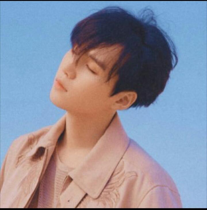 tannieisuwu10's tweet photo. Happy birthday yoongi~😻💜💜💜
Love youu our Lili meow meow😼
@BTS_twt 
#HappyBirthdayYoongi
#HappyYoongiDay
😘😘 https://t.co/j88jb1bo0A
