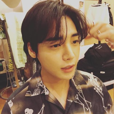 FIRST_BAU's tweet photo. #NewProfilePic https://t.co/JNwi3GOT0Q