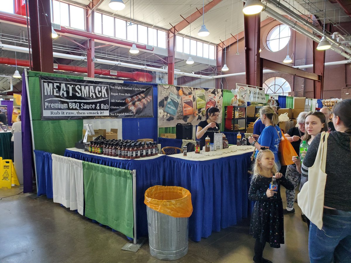 MeatsmackBBQ's tweet photo. Day 2 of the IL Products Expo. Beautiful day to sample and support IL companies! https://t.co/1FRSZkF538