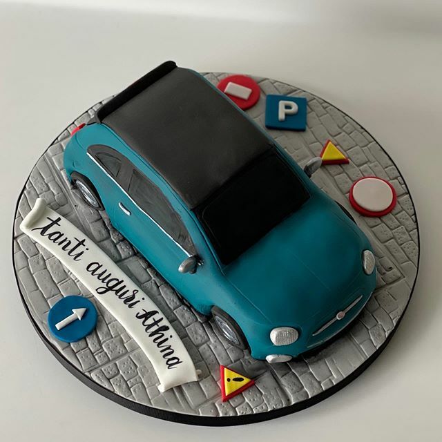 🚙 🚙🚙...#cake #birthdaycake #jarbysweetmates #maniadelou #chocolatecake #cakeart #cakedecorating