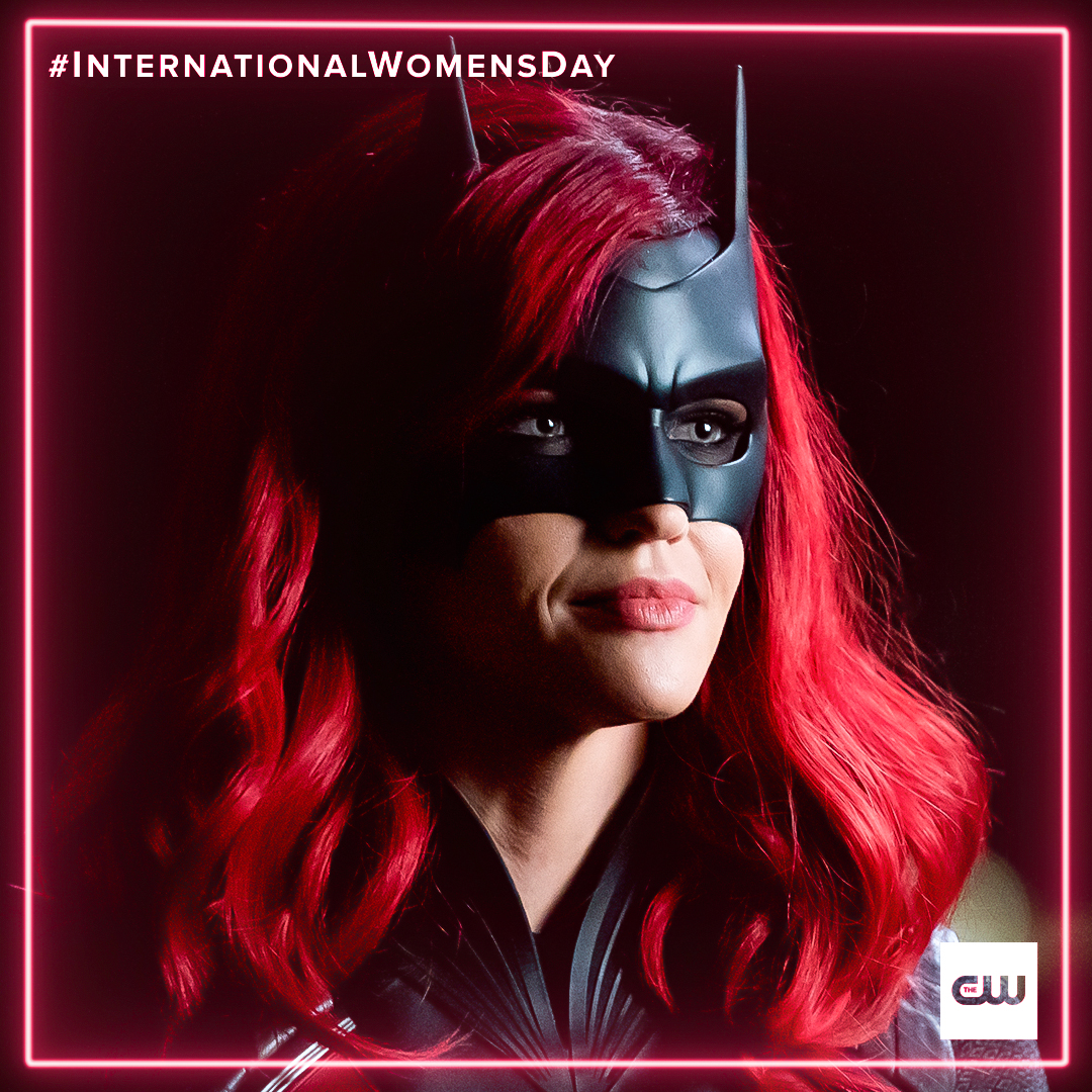 CWBatwoman's tweet photo. She’s the hero everyone needs. Happy #InternationalWomensDay! #Batwoman #SeeHer @seeher2020 https://t.co/hVn7QLje91