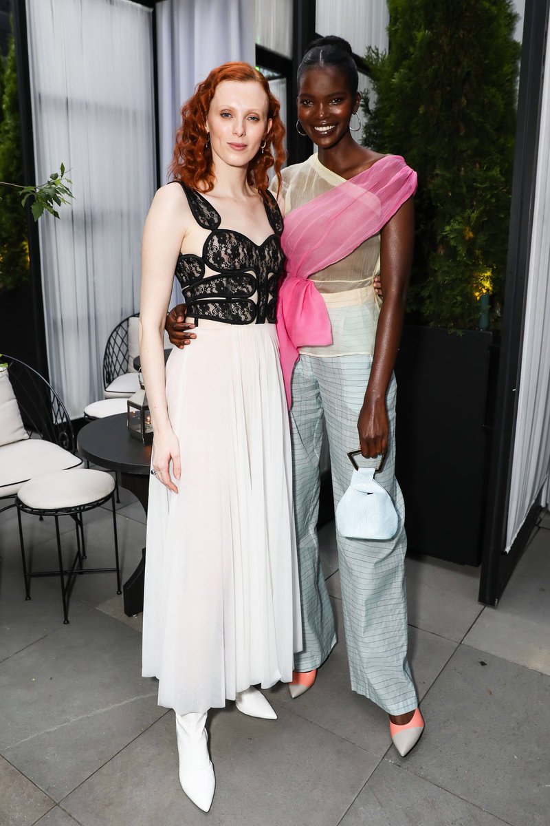 EDITION Times Square tweet media