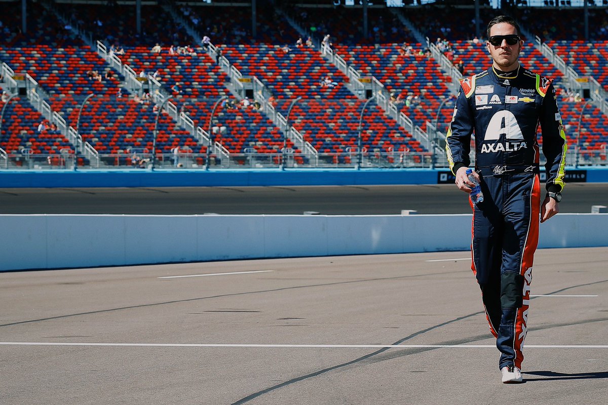 Alex_Bowman's tweet photo. Let’s make it two in a row. 😎 https://t.co/NF2Mua3tiO