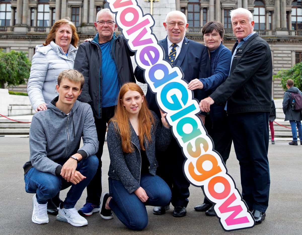 WMCC2020's tweet image. More than just about the men ♀️

This #InternationalWomensDay we pay tribute to the fantastic women who are playing essential roles in making the #WMCC2020 the best curling competition ever 🥌

From the volunteers to the team support staff to the officials and the fans 👏