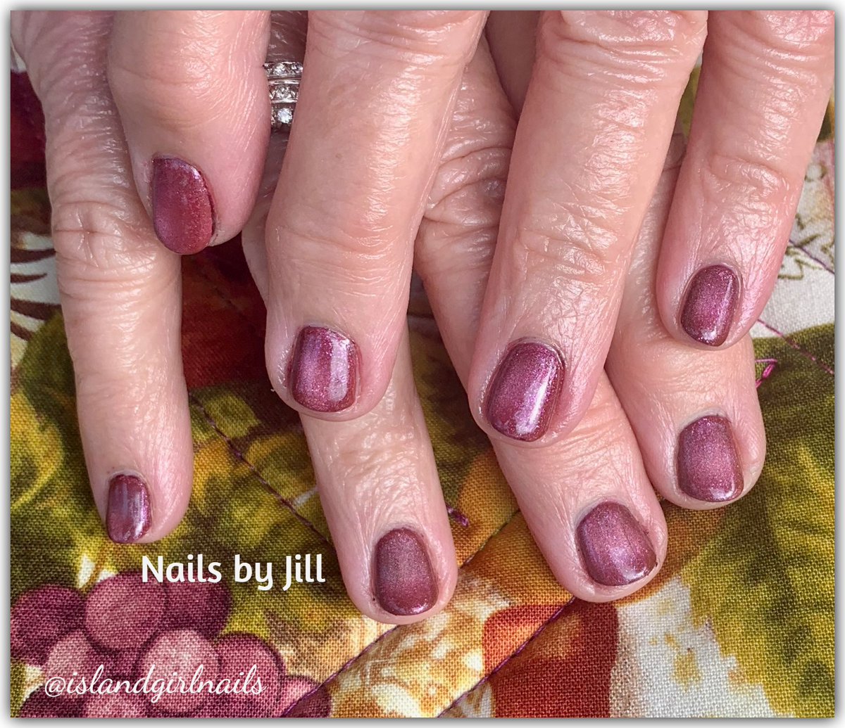 IslandGirlNails's tweet photo. What a fun color! And a perfect match to the background...

#islandgirlnails_whidbey #nailsalon #whidbey #whidbeyisland #clintonwashington #womanownedbusiness #nailsbyjillrenee #nailpolish https://t.co/Mv7mkmvyel