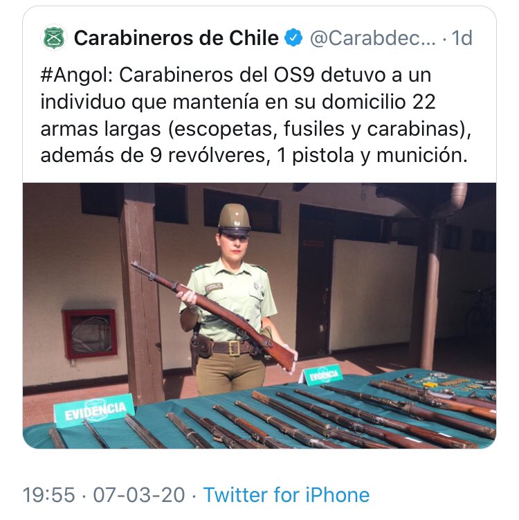 baradit's tweet photo. Este es Hugo Gallegos, ciudadano de Angol que ha dedicado su vida a montar un museo gratuito y abierto a la comunidad de Angol.

A este hombre, hoy enfermo de cáncer, Carabineros le incautó piezas de museo que hizo pasar por operación policial.

(La foto de Hugo la tomé yo). https://t.co/s89rdXUr5c