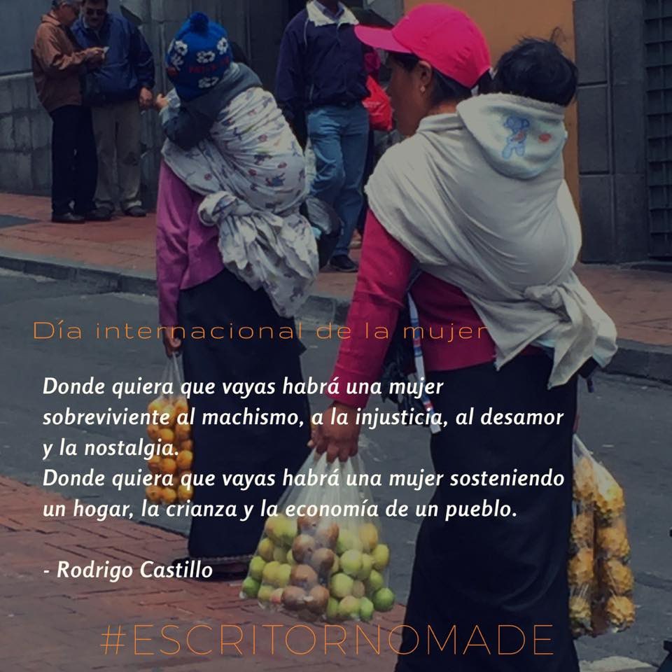 escritornomade's tweet photo. Estas mujeres caminan todos los días por las calles de Quito, tal como las ven. Con sus hijos a cuestas y sosteniendo varios kilos de fruta en sus manos para vender. Son cómo nómades, caminando por las empinadas calles quiteñas. Pareciera que nunca se cansan... #DiaDeLaMujer https://t.co/dqPZ1ZotRF