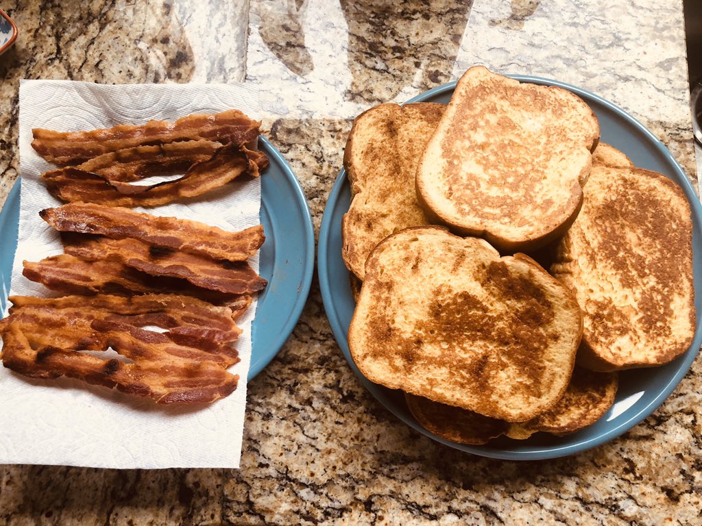 Thanks to springing the clock forward, breakfast became brunch today. 😋