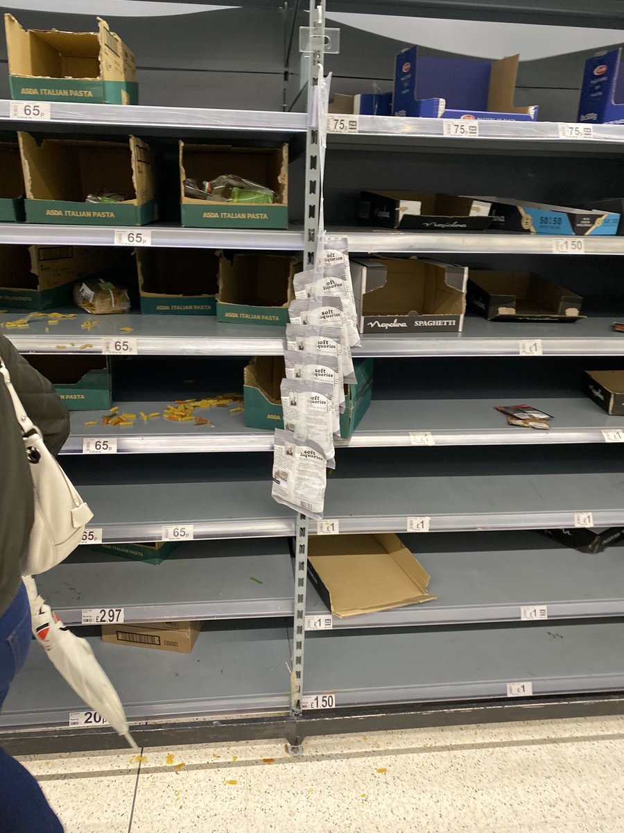 Compare the Man and Van tweet media