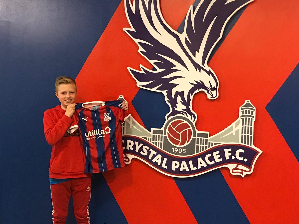 Congratulations to Freddie Dove on being offered an academy contact with Crystal Palace after training with <a href="/NigelJamesElite/">Nigel James Coaching</a> Keep working hard ⚽️❤️