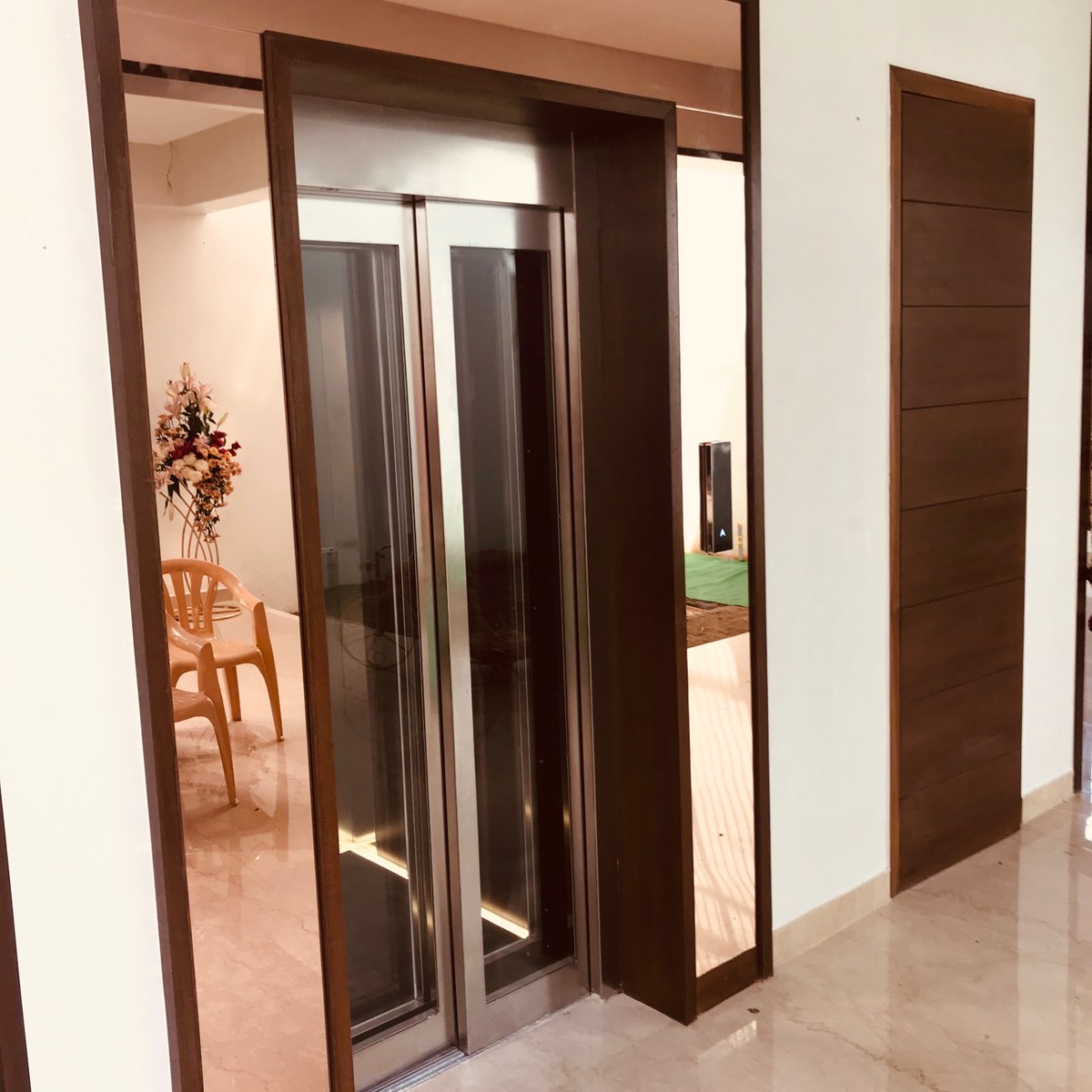 dbala's tweet image. Elevator @ karur Making the #elevatorpartofinterior