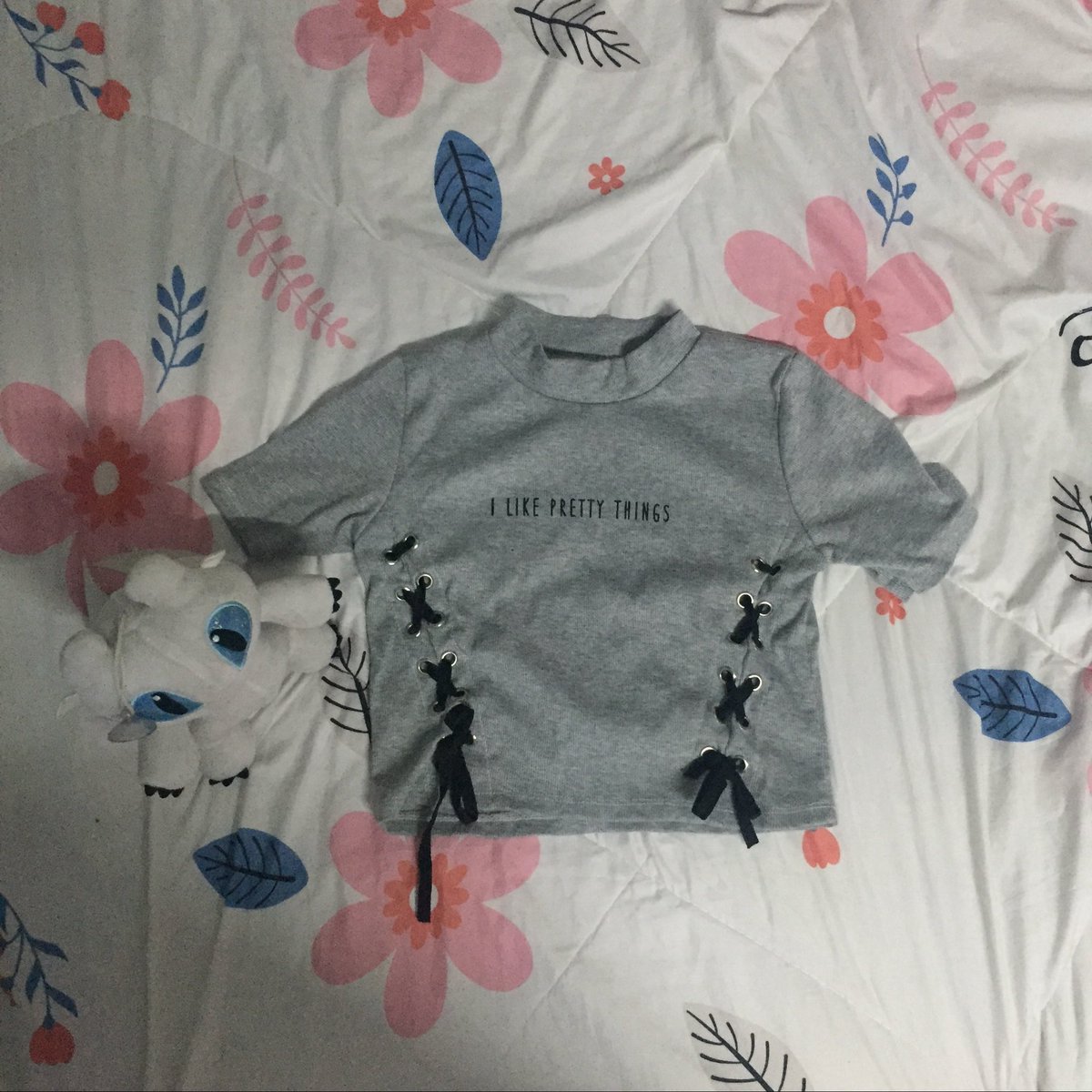 pnt_pp94's tweet photo. ซื้อมาไม่เคยใส่ง่ะ ขาย50฿ละกัน https://t.co/rZXDWbMwRi
