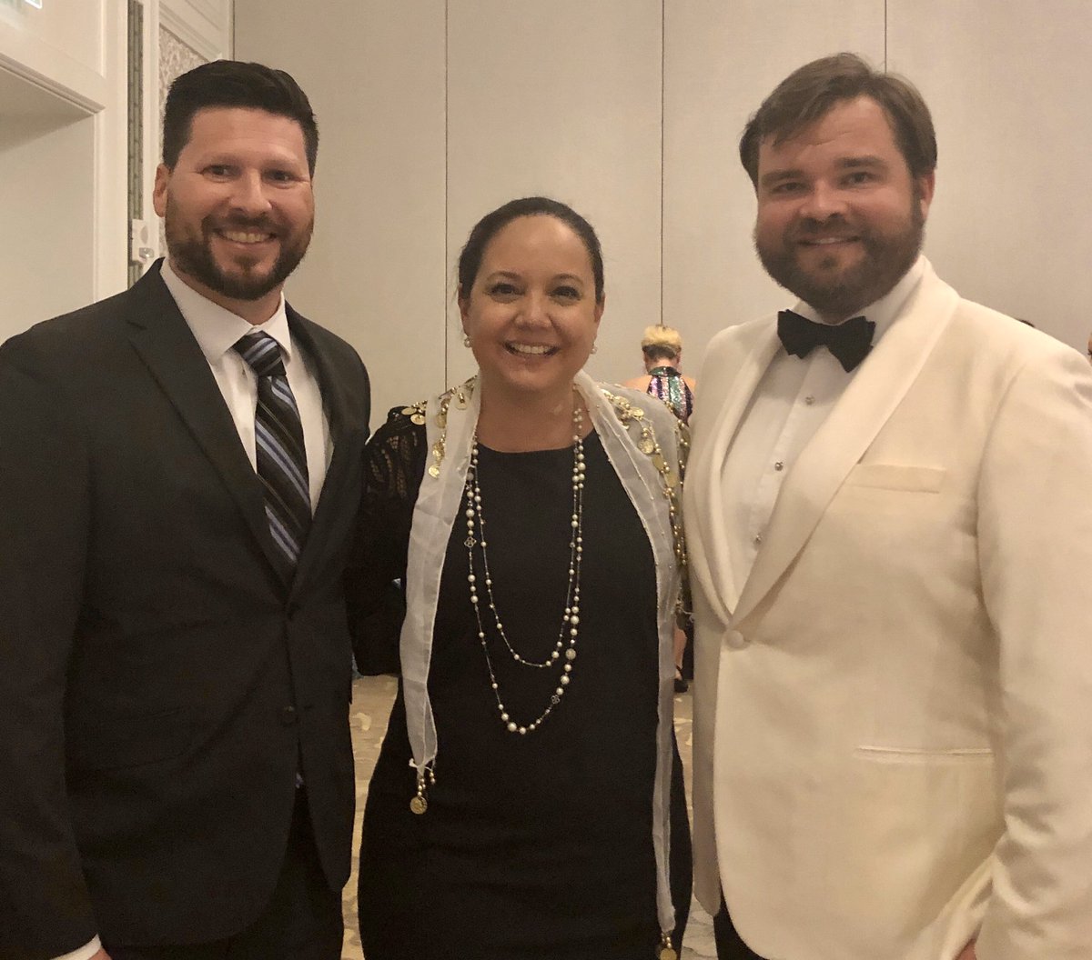adammmyron's tweet photo. Adam enjoyed attending the #211HelpLine #SpringGala! #AdamMyronForJudge #AdamForJudge #PalmBeachCounty #VoteAugust18th #AddAMyronToTheBench #MyVotesMyron https://t.co/HJq57iEvWd https://t.co/bcEq2a4rgD