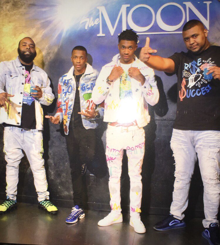 problemchildpgb's tweet photo. I was taught to ride for ya FAMILY & NEVER fold π― #4Runna #4RL #FamilyFirst https://t.co/U90bVhcdkb