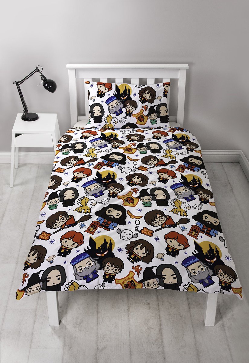 CoolClobber1's tweet photo. Check out our magical Harry Potter single charm bedding set, which features many of your Hogwarts favourites including Dobby, Professor Snape and Dumbledore, Hedwig and many, many more! ✨⚡

This spellbinding bedding is perfect for Potter fans - https://t.co/76zUwZCtOx https://t.co/vaH4AGgzHz