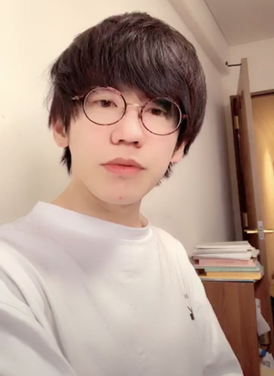 KameChan710's tweet photo. #TKPS
#美容系YouTuberたかぴす
#pococha
なんか好きな感じのスクショ🤤🤤
今、私のハマってる推し
pocochaしてる方は是非、🅱️🅾️❎だけでもいいので来てみてね
テンション高すぎるので音は小さめで🤣🤣@takapisufollow
YouTubeも見てね
ミニオンズも楽しみ😊早く〜🥳 https://t.co/YB6JtxVh3G