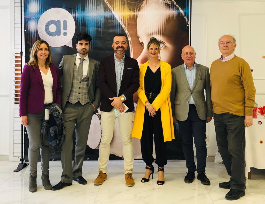 VicepresidenRM's tweet photo. Más de un centenar de personas asistió hoy a la comida organizada por @aspanpal para apoyar a una asociación que trabaja por la eliminación de barreras y la mejora de la calidad de vida de las personas sordas. Allí estuvo la directora general @contxaruiz. https://t.co/YFtvZOhFdG