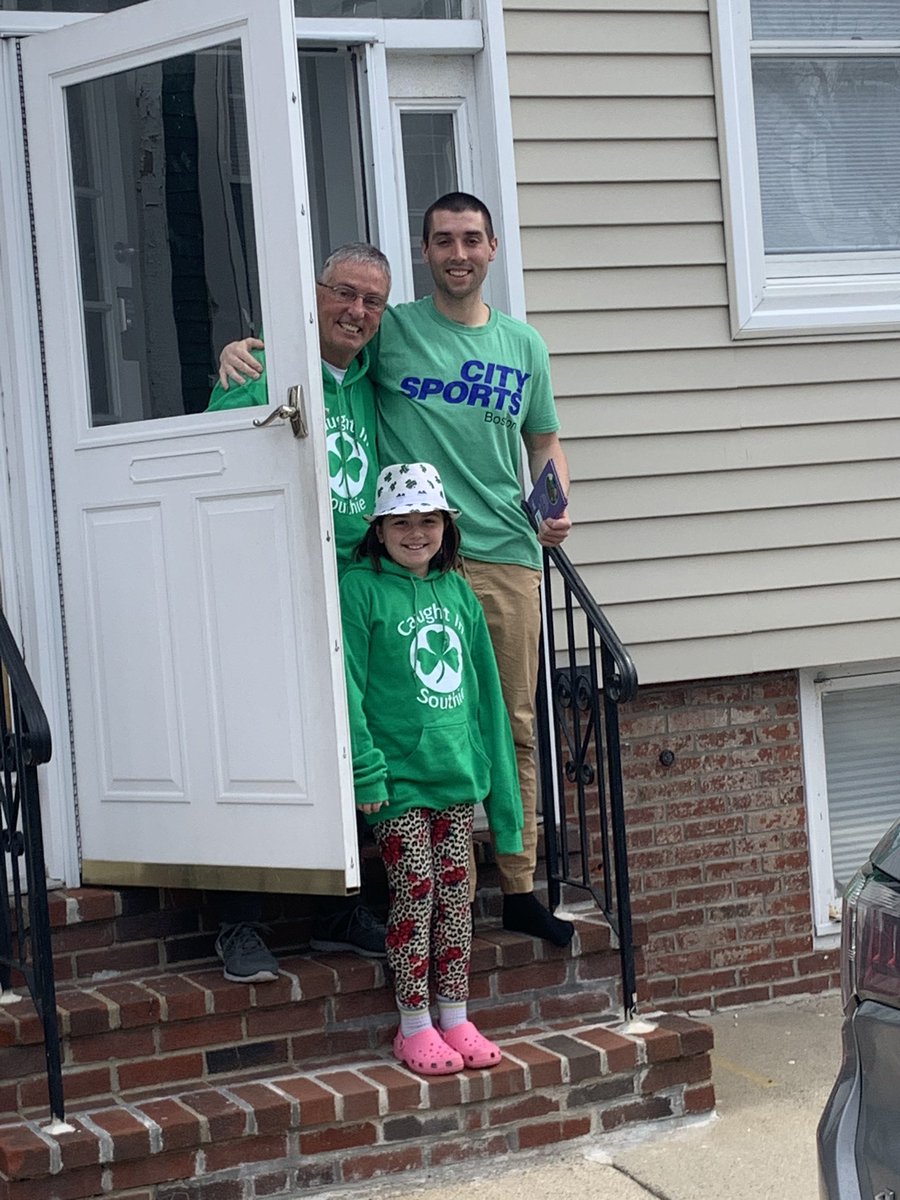 CourtneySheppec's tweet image. Spotted a couple of #Southie legends, of past, present and future wearing @maureencaught #CaughtinSouthie sweatshirts today! ☘️ Genes run deep! 💚